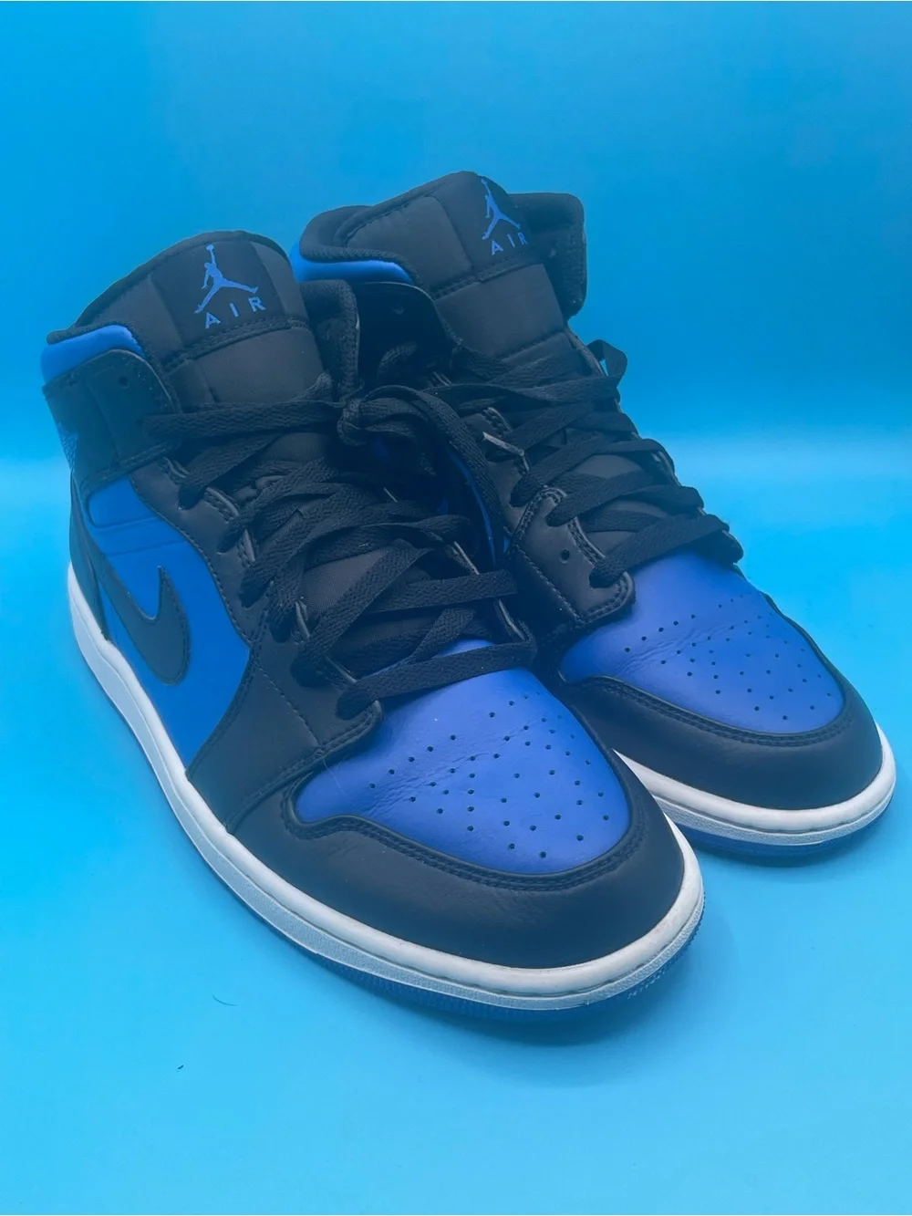 Air Jordan 1 Mid 